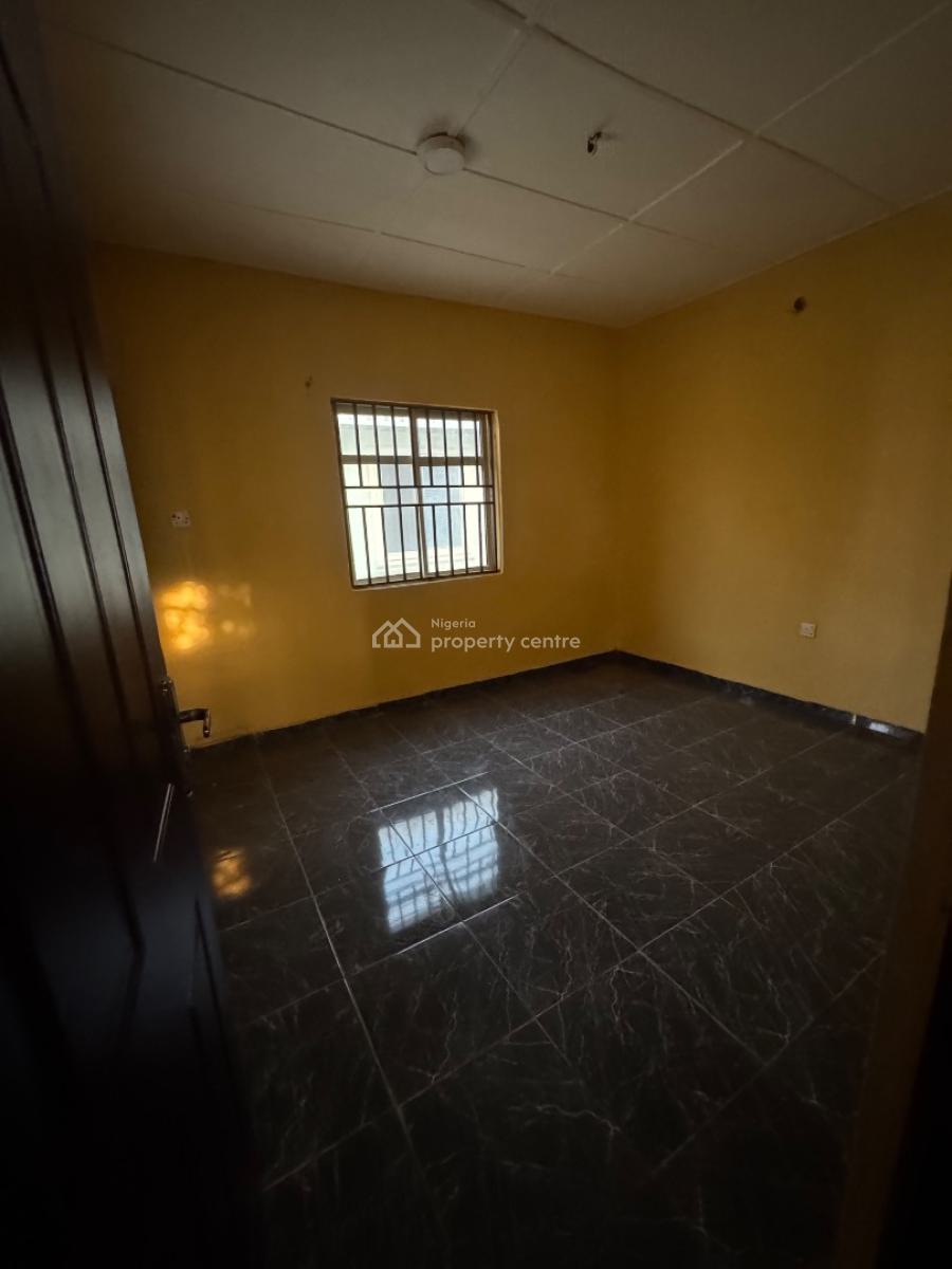 Room and Parlour Self, Awouga Adekunle, Igbogbo, Ikorodu, Lagos, Mini Flat (room and Parlour) for Rent