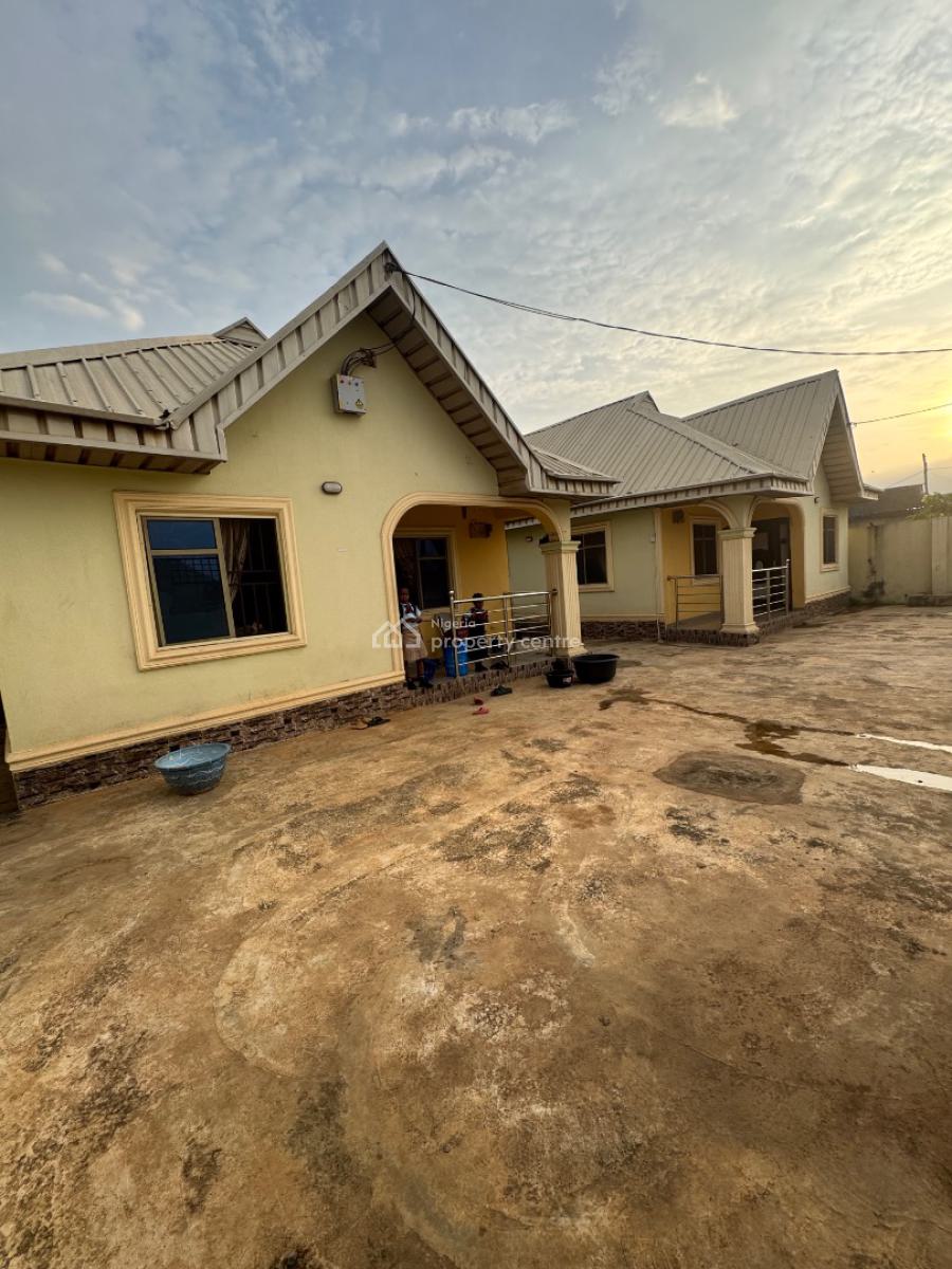 Room and Parlour Self, Awouga Adekunle, Igbogbo, Ikorodu, Lagos, Mini Flat (room and Parlour) for Rent