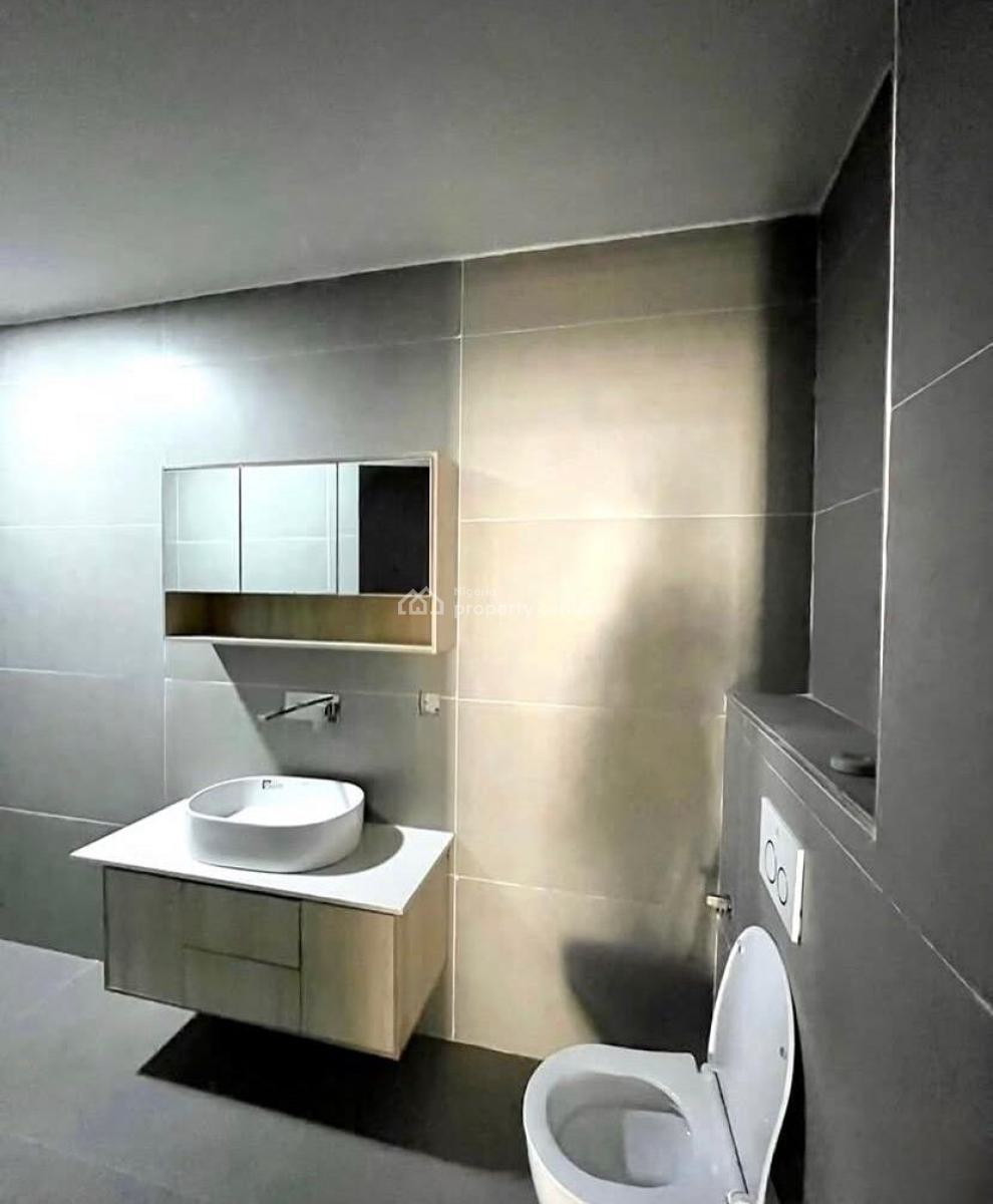 Executive 2-bedroom Maisonette with 1 Bq, Off Bourdillon, Ikoyi, Lagos, Flat / Apartment for Rent