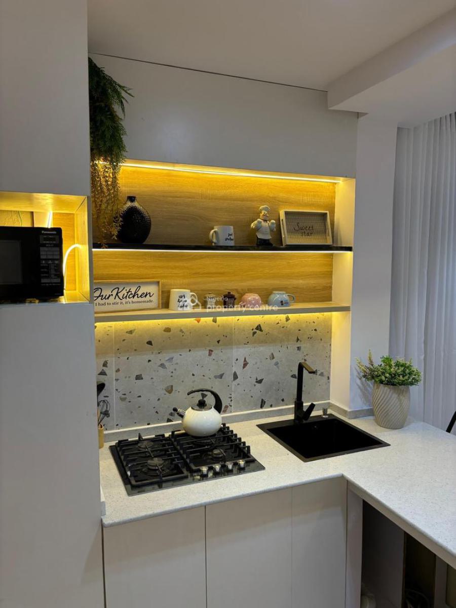 One (1) Bedroom Apartment, Lekki Phase 1, Lekki, Lagos, Flat / Apartment Short Let