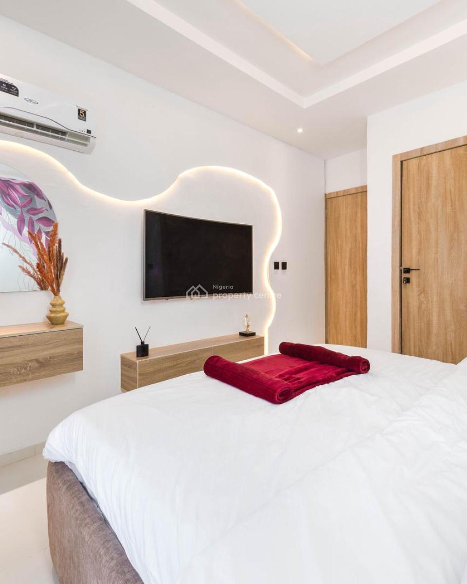 2 Bedroom Apartment, Lekki Phase 1, Lekki, Lagos, Flat / Apartment Short Let