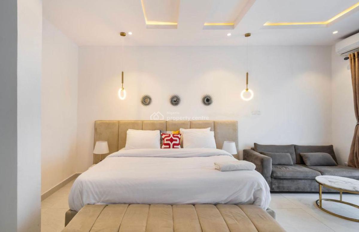 Luxury 2 Bedroom Penthouse with Pool, Gym & Snooker, Lekki Phase 1, Lekki, Lagos, Flat / Apartment Short Let