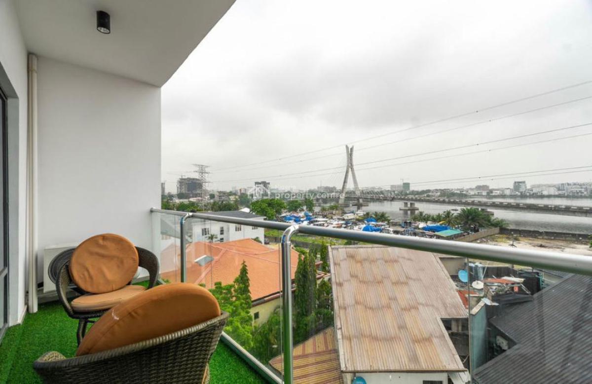 Luxury 2 Bedroom Penthouse with Pool, Gym & Snooker, Lekki Phase 1, Lekki, Lagos, Flat / Apartment Short Let