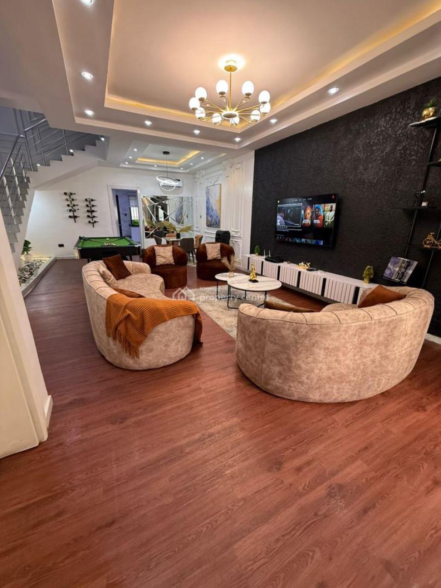 4 Bedroom Seaview Apartment, Lekki Phase 1, Lekki, Lagos, Flat / Apartment Short Let