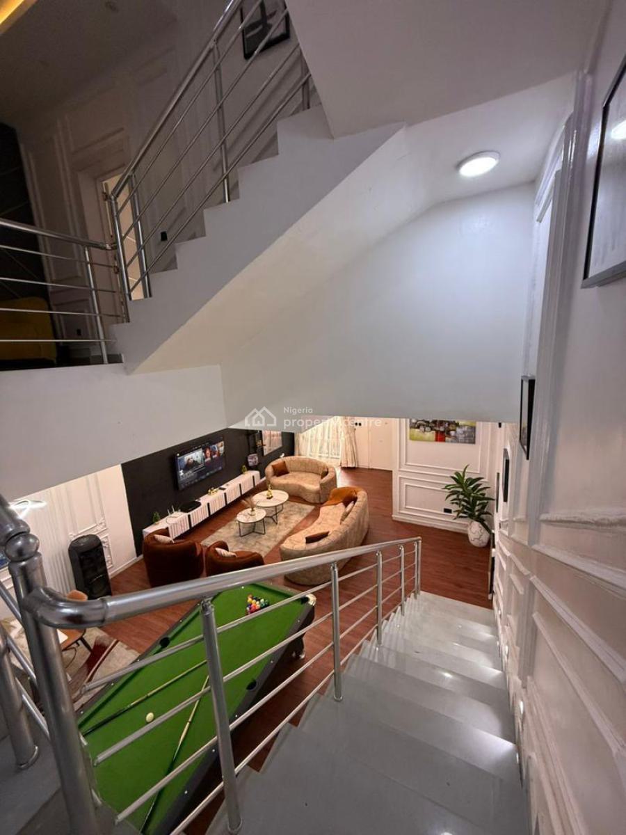 4 Bedroom Seaview Apartment, Lekki Phase 1, Lekki, Lagos, Flat / Apartment Short Let