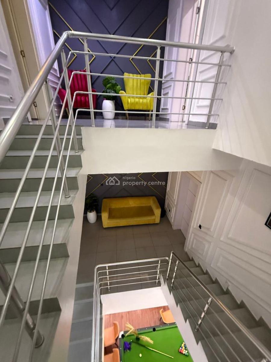 4 Bedroom Seaview Apartment, Lekki Phase 1, Lekki, Lagos, Flat / Apartment Short Let