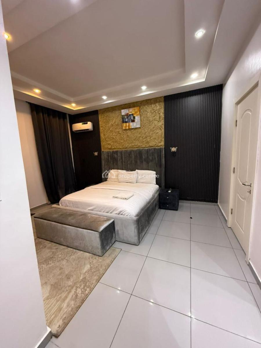 4 Bedroom Seaview Apartment, Lekki Phase 1, Lekki, Lagos, Flat / Apartment Short Let