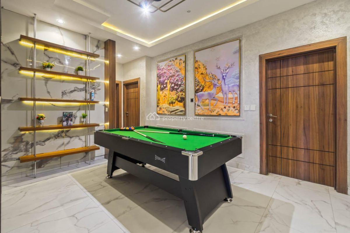 Luxurious 3 Bedroom with Pool, Gym, and Snooker, Periwinkle Residence, Oxygen Condos,, Lekki Phase 1, Lekki, Lagos, Flat / Apartment Short Let