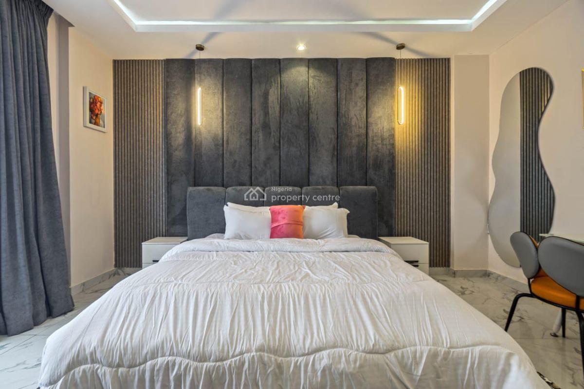 Luxurious 3 Bedroom with Pool, Gym, and Snooker, Periwinkle Residence, Oxygen Condos,, Lekki Phase 1, Lekki, Lagos, Flat / Apartment Short Let