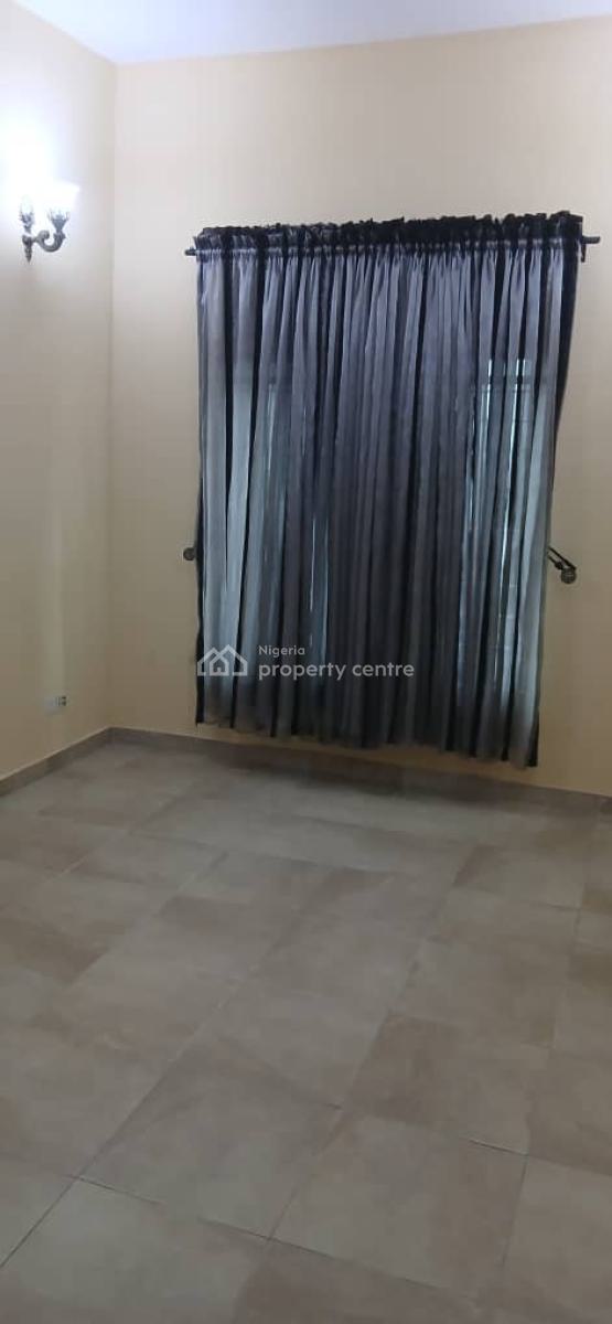 Description: 3 Bedroom Flat with a Room Bq (swimming Pool and Gym), Bourdillon Road, Old Ikoyi, Ikoyi, Lagos, Flat / Apartment for Rent