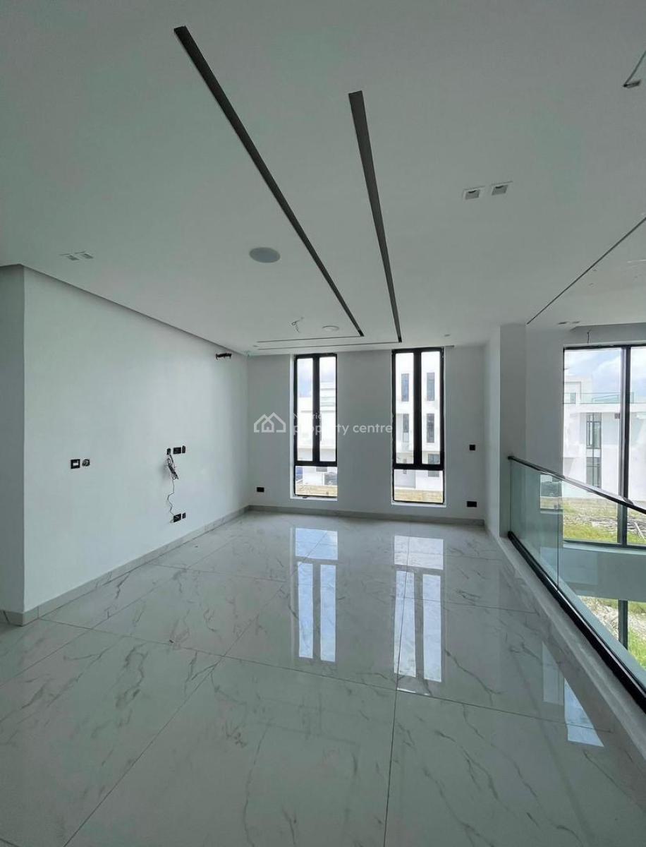 Luxury 5 Bedroom with Pool & Bq, Cowrie Creek Estate, Ikate, Lekki, Lagos, Semi-detached Duplex for Sale