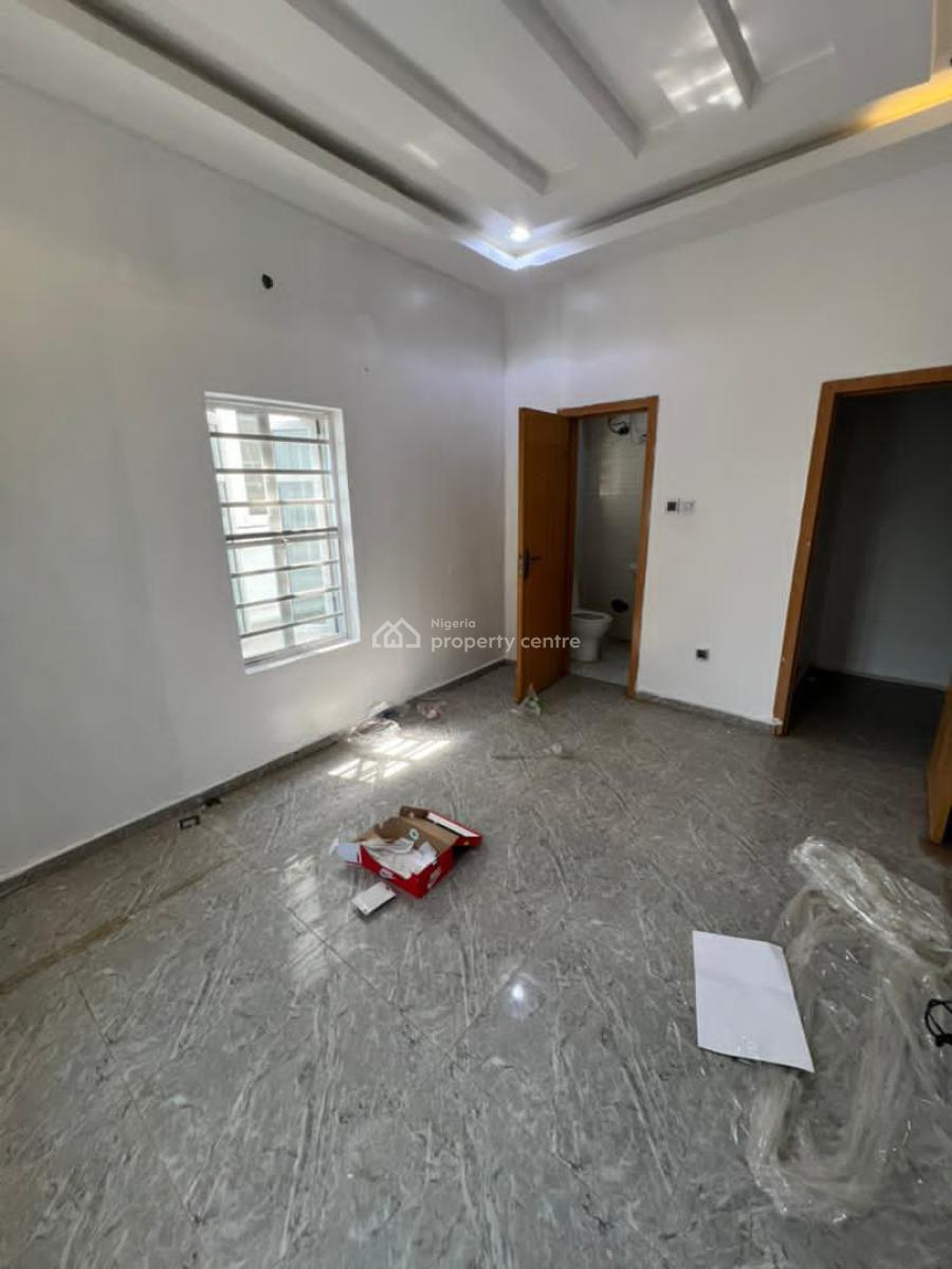 Luxurious Spacious Room Downstairs in a Serene and Secured and Serene, Bera Estate, Lekki Phase 2, Lekki, Lagos, Self Contain (single Rooms) for Rent