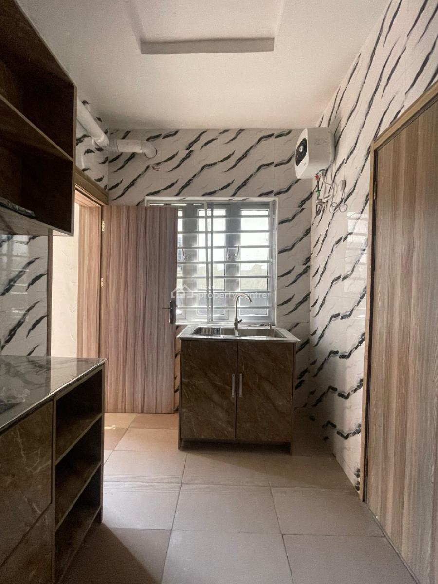 Luxurious 2 Bedroom Apartment, Ajah, Lagos, Flat / Apartment for Sale