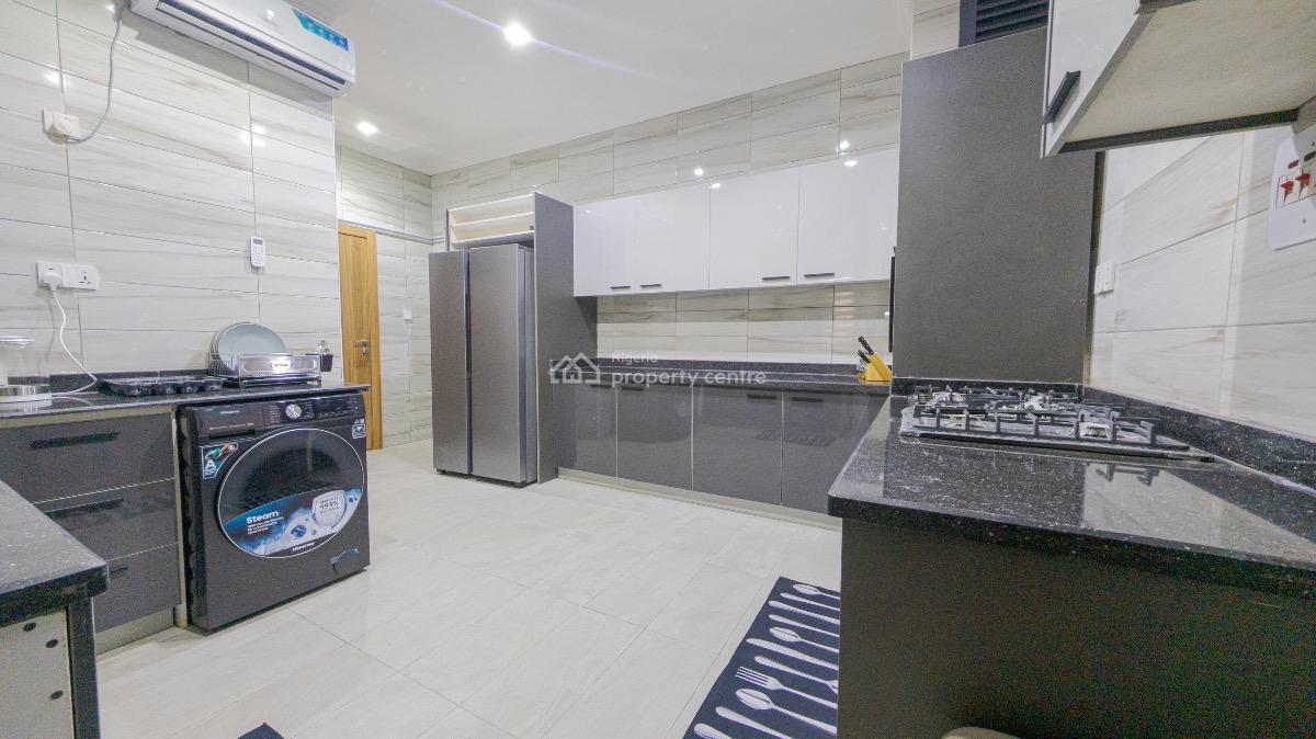 Luxury 3 Bedroom with Pool, Victoria Island (vi), Lagos, Flat / Apartment Short Let