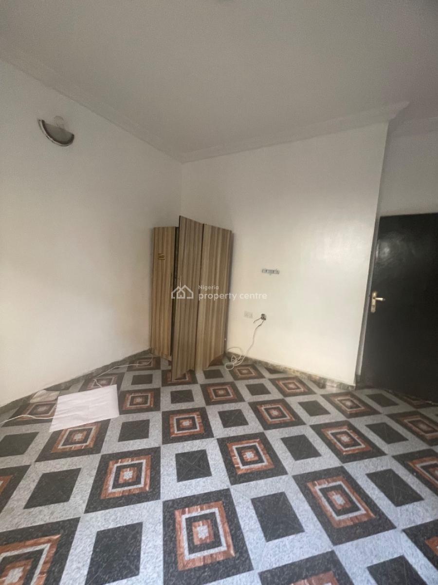 Spacious 3 Bedroom with  22/24hrs Light Call to Access, Ado, Ajah, Lagos, House for Rent