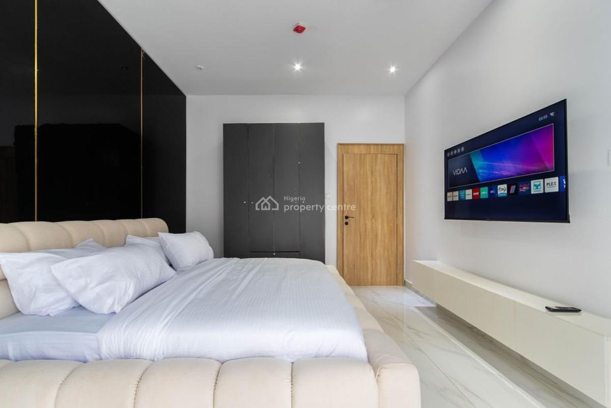 Spacious One Bedroom Apartment, Lekki Phase 1, Lekki, Lagos, Flat / Apartment Short Let