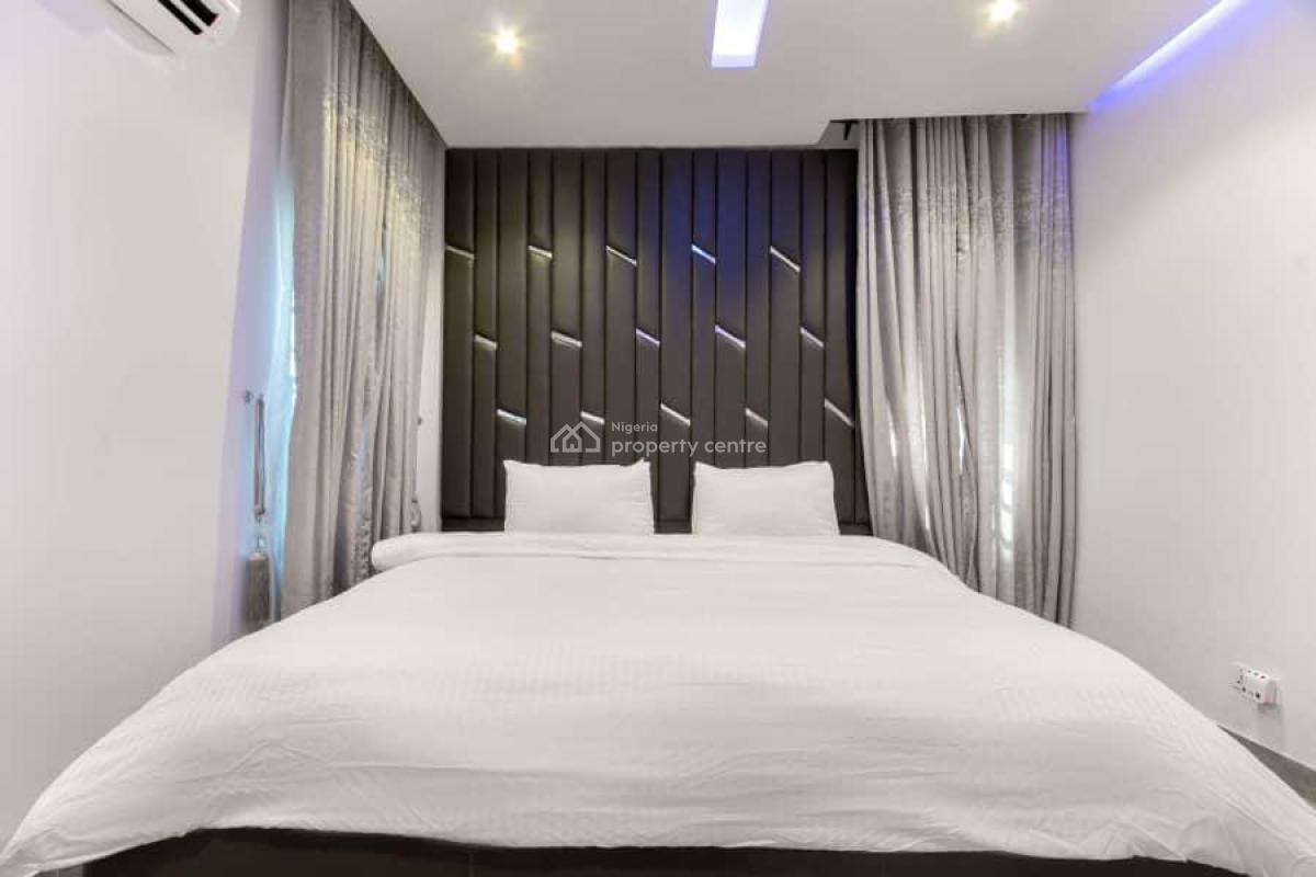 Luxury 3 Bedroom Apartment with Snooker Board, Osapa London, Lekki, Lagos, Flat / Apartment Short Let