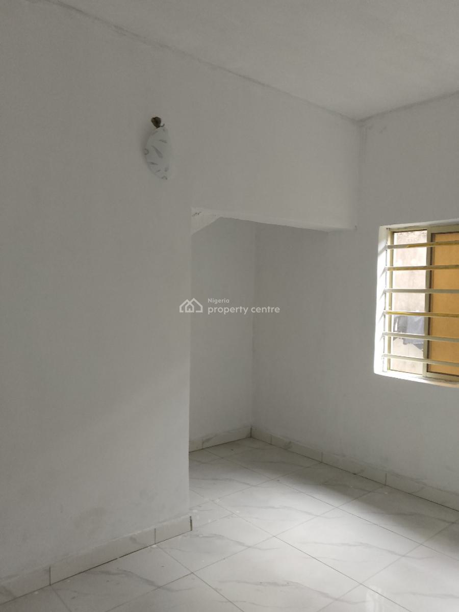 a Newly Renovated Room and Parlour, New Road, Lekki, Lagos, Mini Flat (room and Parlour) for Rent