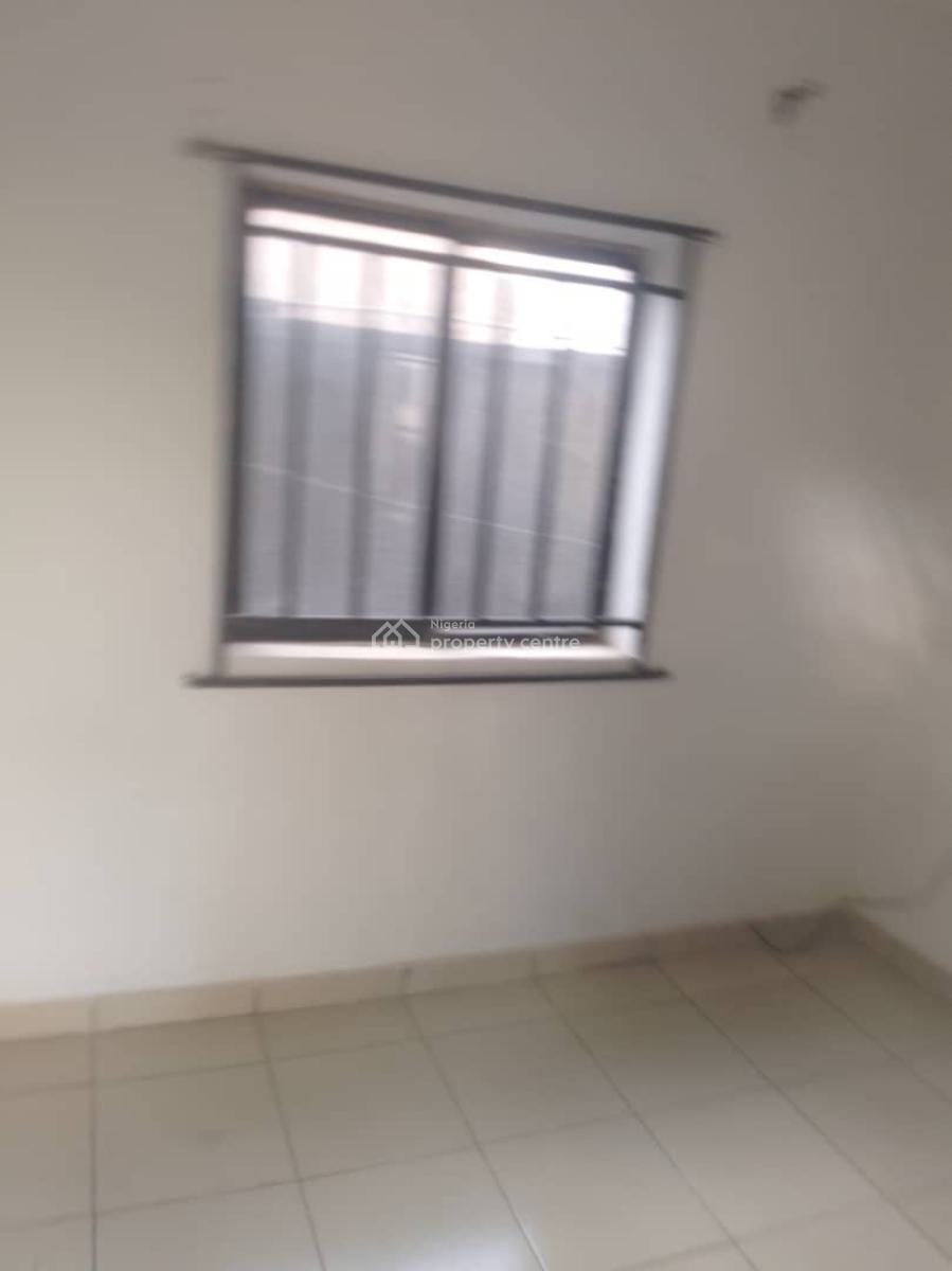 Excellent 1 Bedroom Apartment, 6th Avenue, Gwarinpa, Abuja, Flat / Apartment for Rent