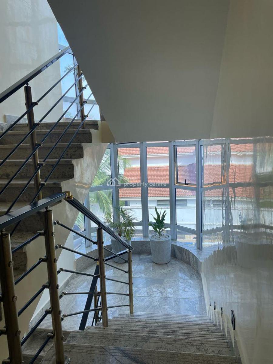 Immaculately Clean, Spacious and Serviced 3 Bedroom, Asokoro District, Abuja, Flat / Apartment for Rent