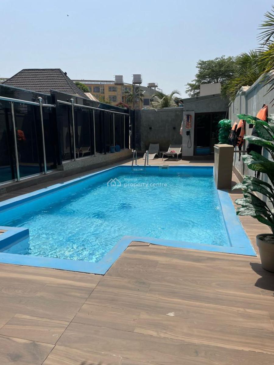 Immaculately Clean, Spacious and Serviced 3 Bedroom, Asokoro District, Abuja, Flat / Apartment for Rent