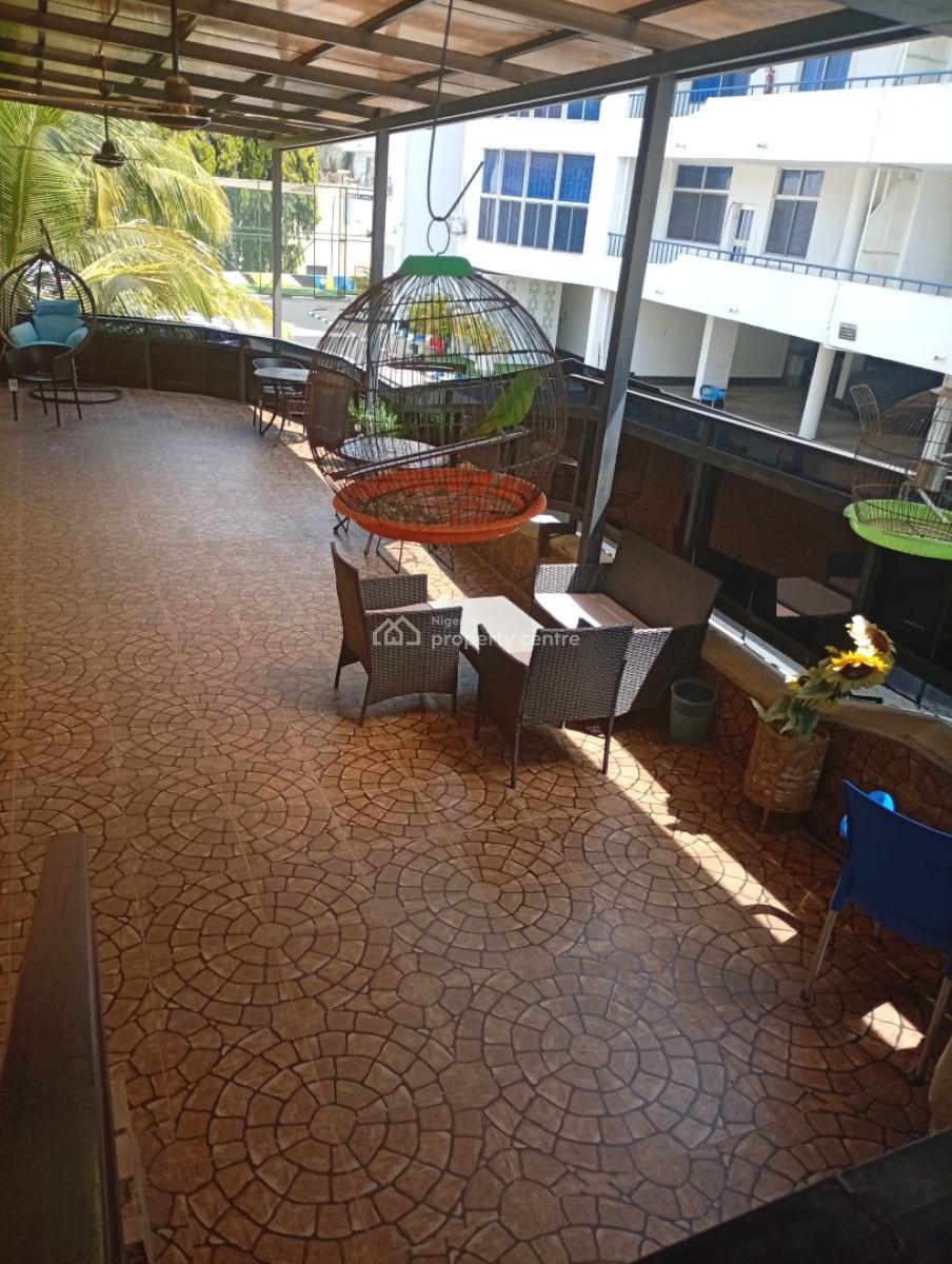 Immaculately Clean, Spacious and Serviced 3 Bedroom, Asokoro District, Abuja, Flat / Apartment for Rent