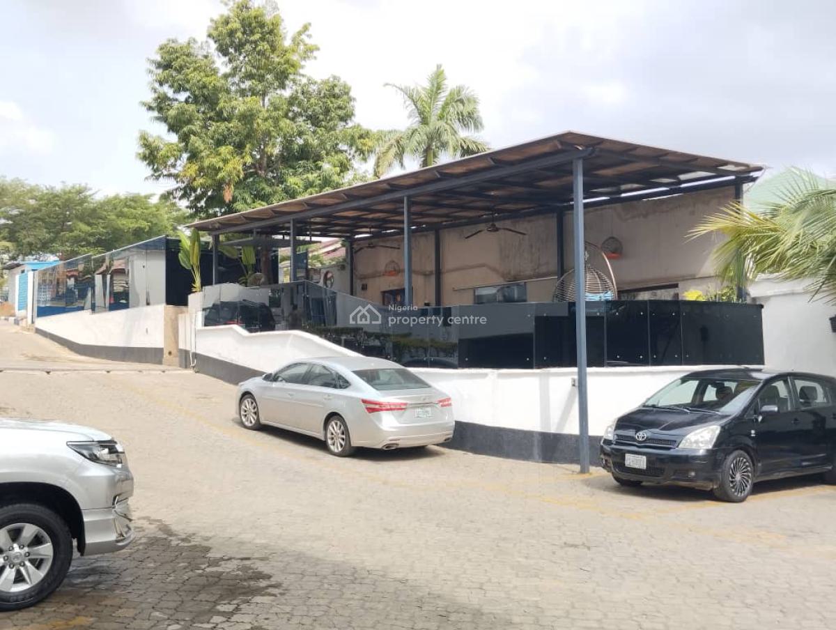 Immaculately Clean, Spacious and Serviced 3 Bedroom, Asokoro District, Abuja, Flat / Apartment for Rent