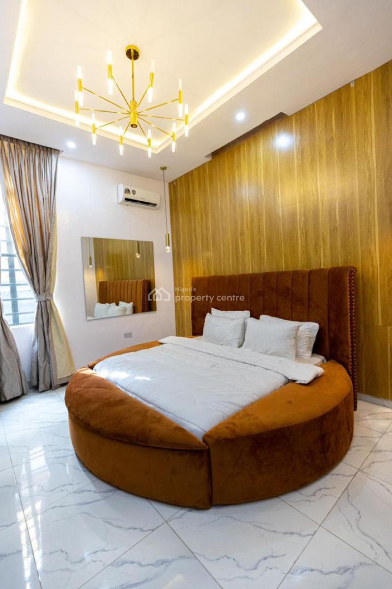 Exquisite 3 Bedroom Apartment, Off Admiralty Road, Lekki Phase 1, Lekki, Lagos, House Short Let