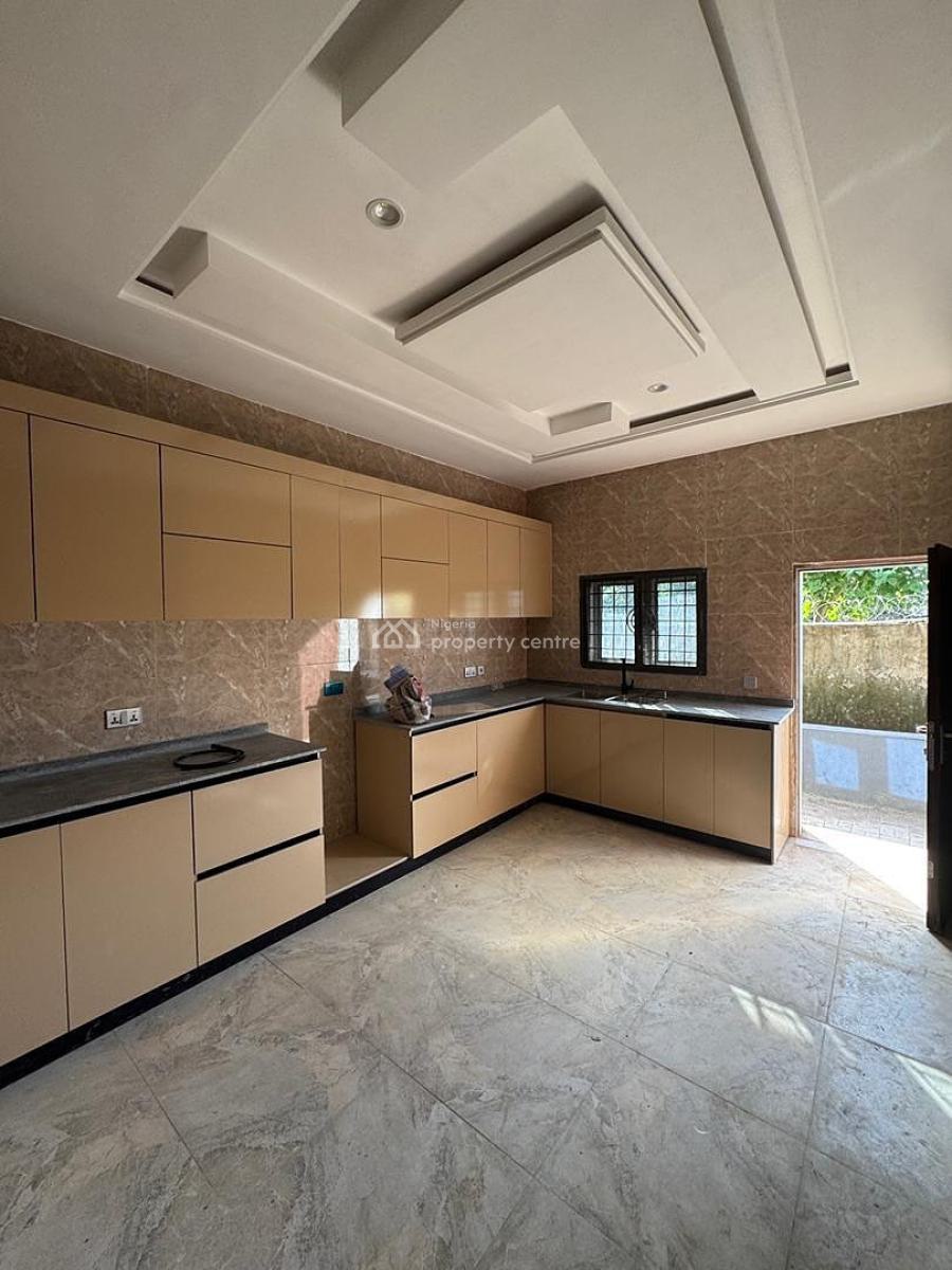 4 Bedroom Terrace Duplex with a Bq, Guzape District, Abuja, Terraced Duplex for Rent