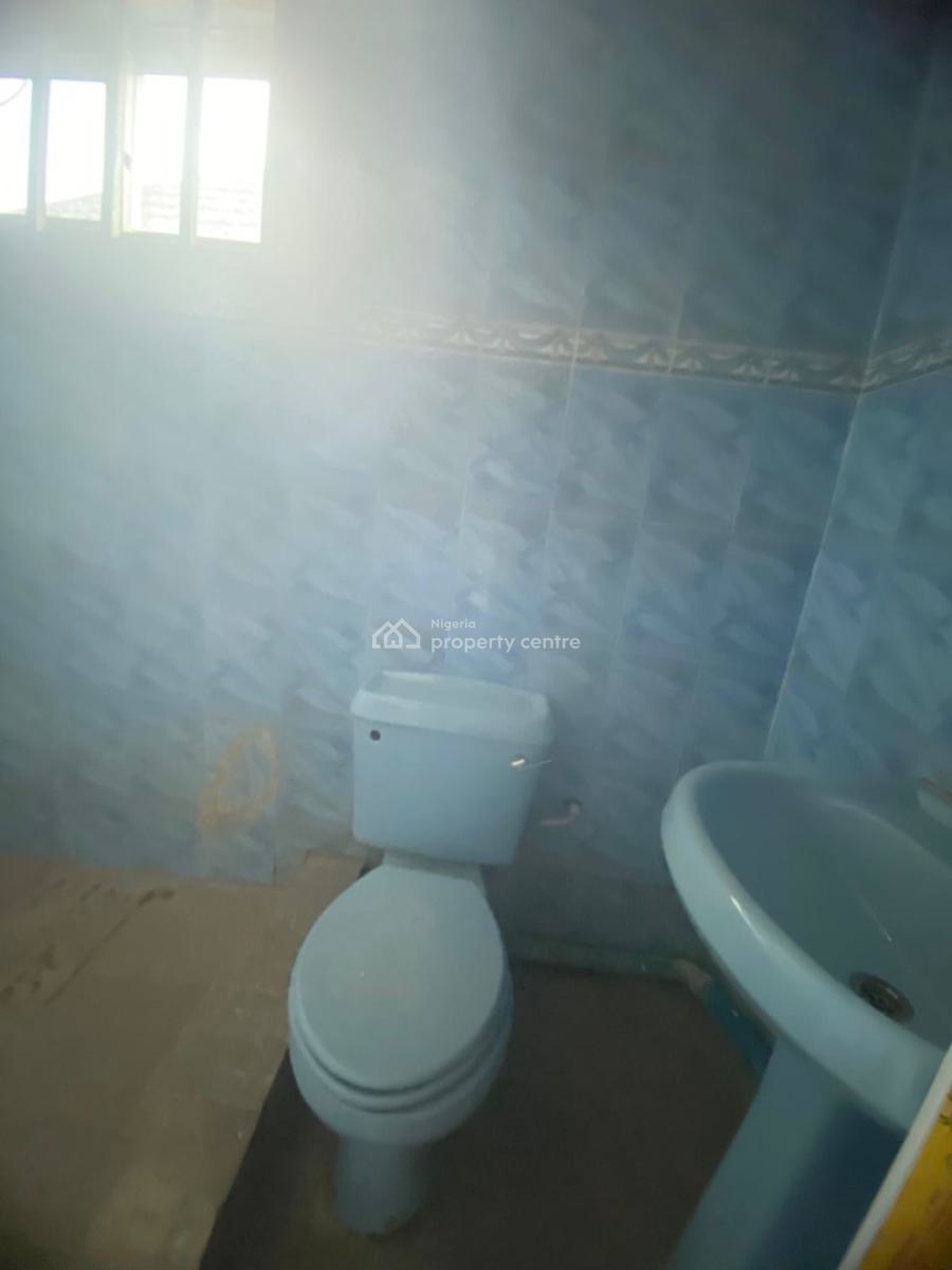 Spacious 2 Bedroom Apartment Upstairs, Blenco Axis, Sangotedo, Ajah, Lagos, Flat / Apartment for Rent