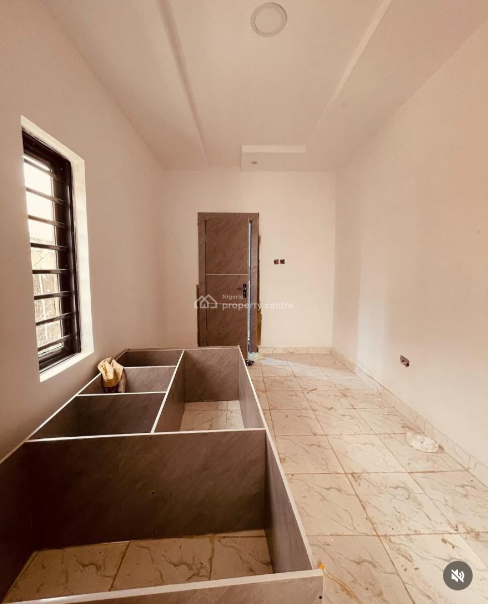 Beautifully Crafted 4 Bedroom Semi Detached Duplex with Bq, Gra Phase 1, Magodo, Lagos, Semi-detached Duplex for Sale