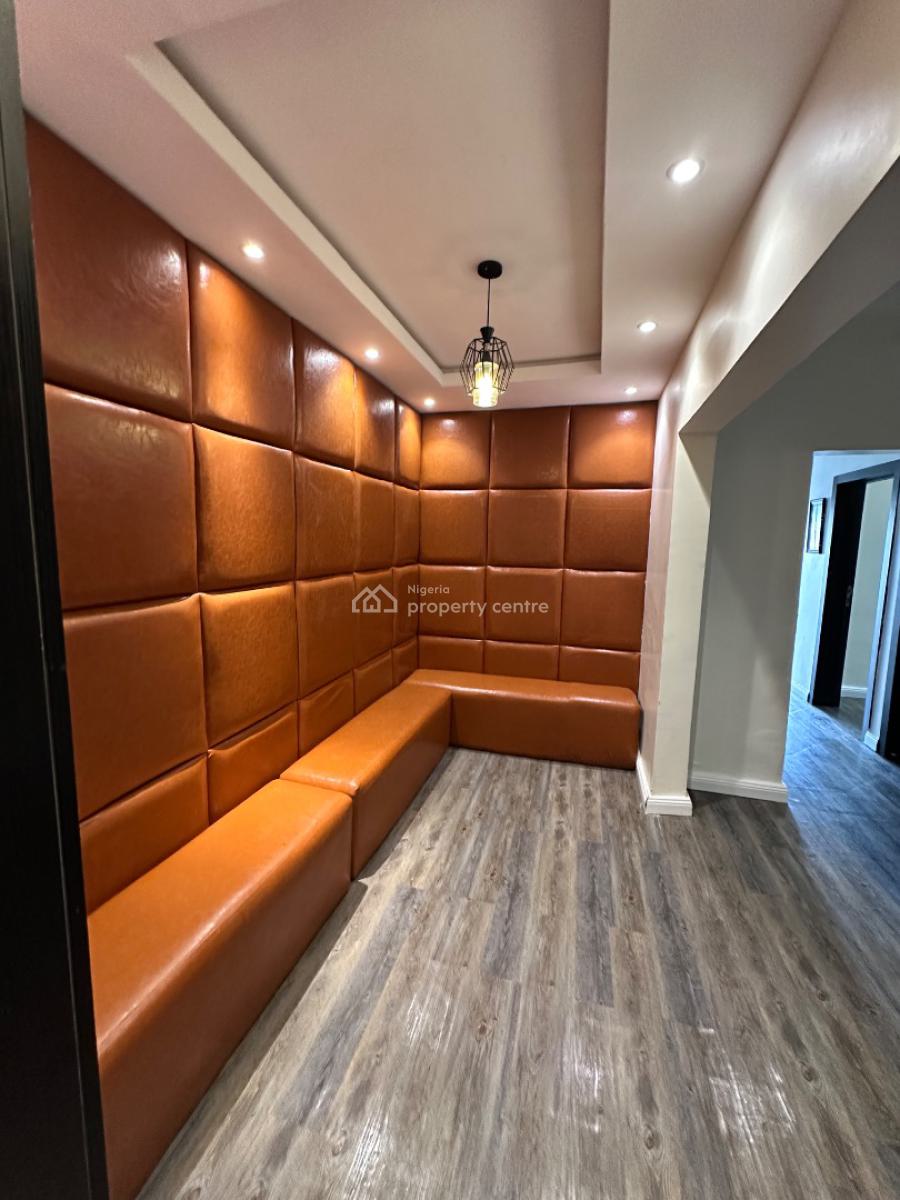Luxury 2 Bedroom Apartment, Off Admiralty Way, Lekki Phase 1, Lekki, Lagos, Flat / Apartment Short Let
