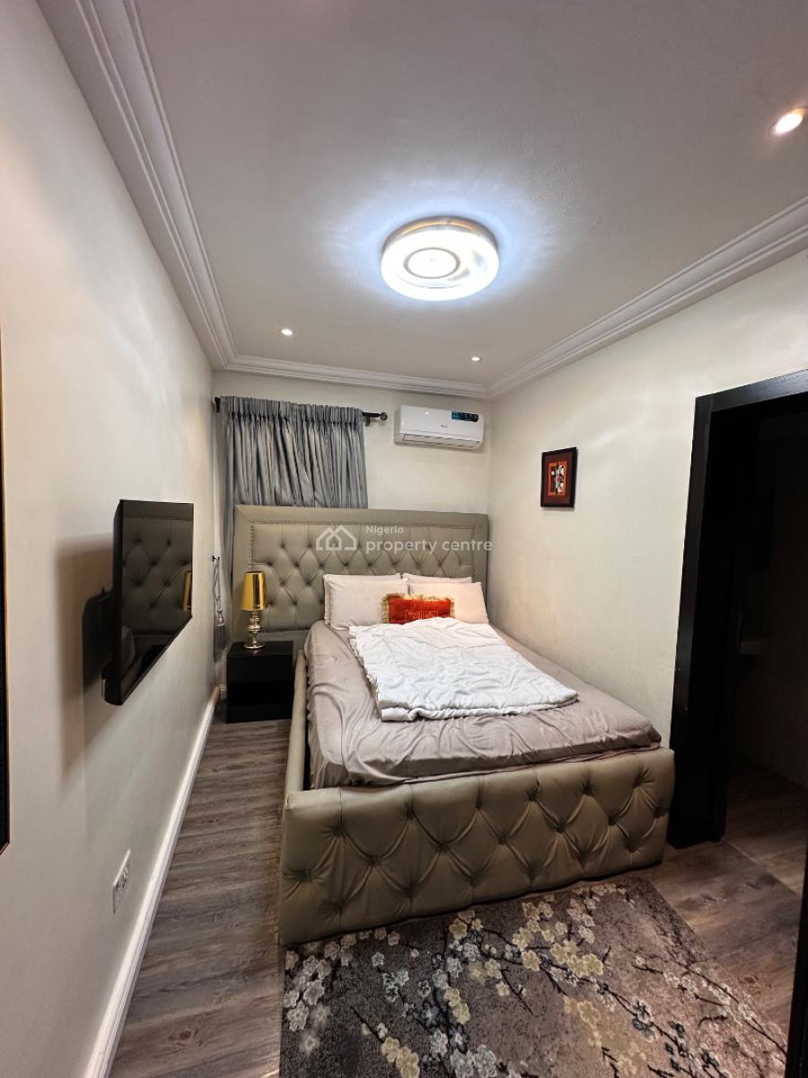 Luxury 2 Bedroom Apartment, Off Admiralty Way, Lekki Phase 1, Lekki, Lagos, Flat / Apartment Short Let