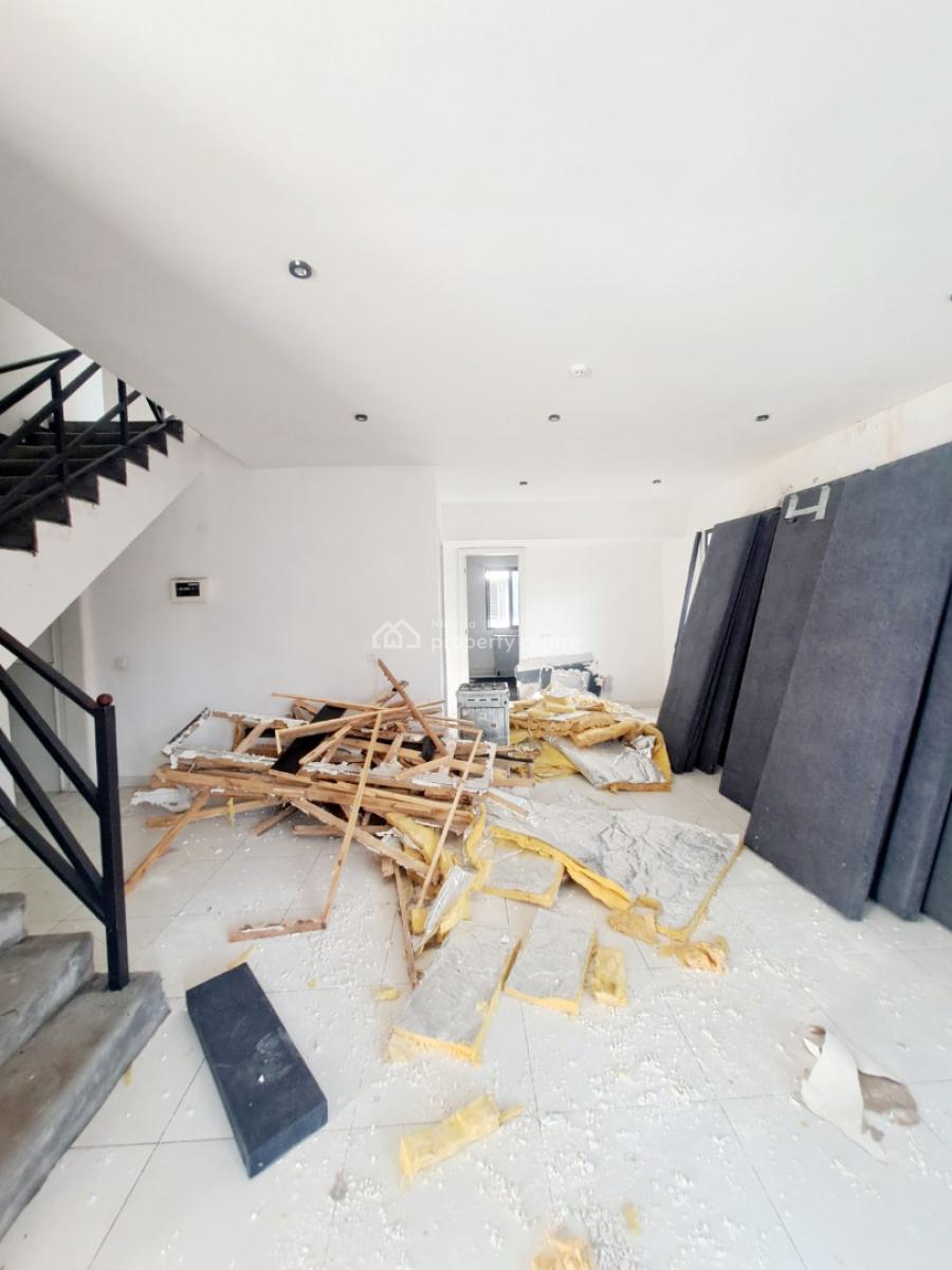 Well Built Serviced 4 Bedroom Terrace Duplex with Bq, Ologolo, Lekki, Lagos, Terraced Duplex for Rent