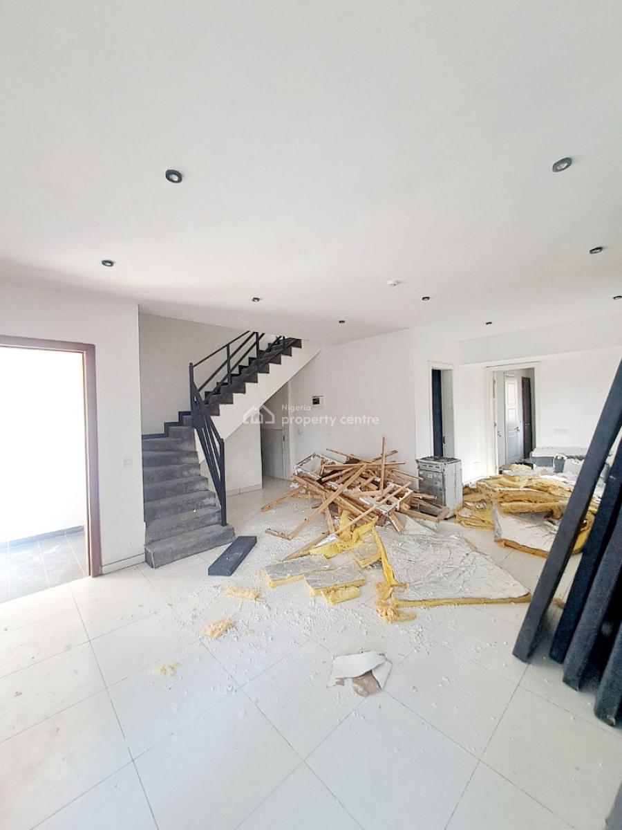 Well Built Serviced 4 Bedroom Terrace Duplex with Bq, Ologolo, Lekki, Lagos, Terraced Duplex for Rent