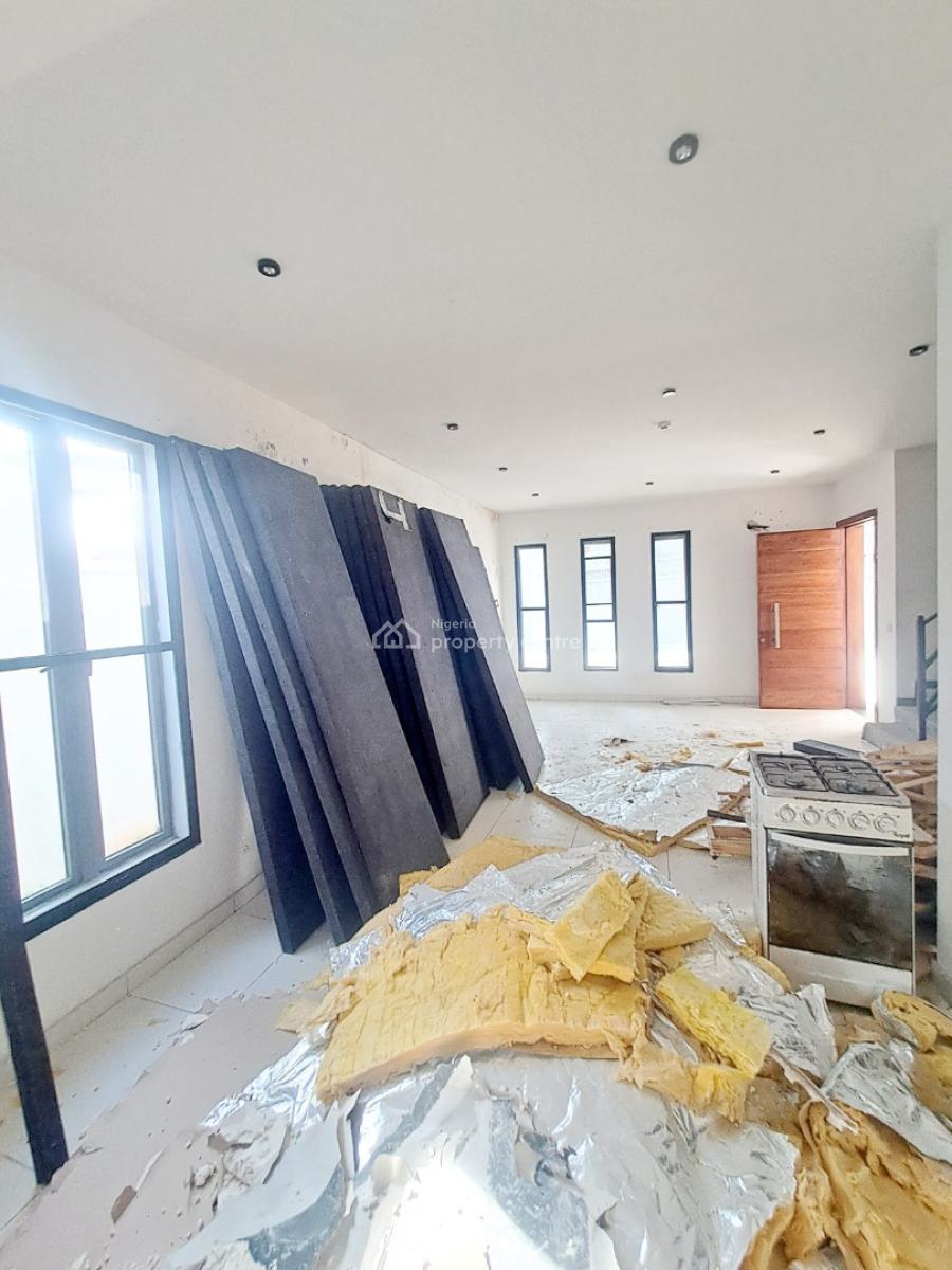Well Built Serviced 4 Bedroom Terrace Duplex with Bq, Ologolo, Lekki, Lagos, Terraced Duplex for Rent