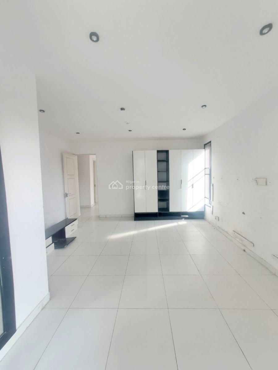 Well Built Serviced 4 Bedroom Terrace Duplex with Bq, Ologolo, Lekki, Lagos, Terraced Duplex for Rent