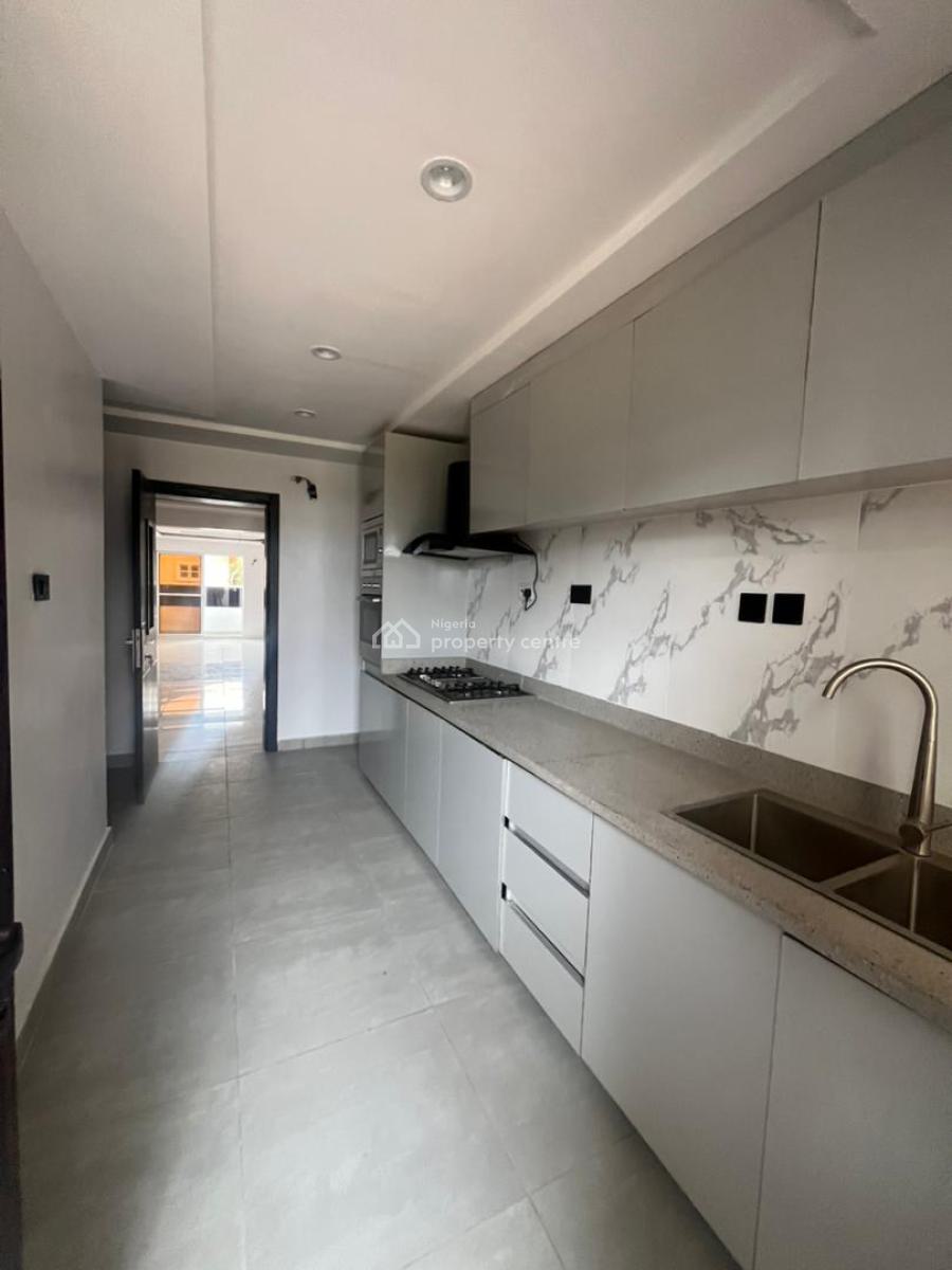 New 3 Bedroom with Bq Serviced 24/7 Light Secured Upstairs, Off Admiralty Way, Lekki Phase 1, Lekki, Lagos, Flat / Apartment for Rent