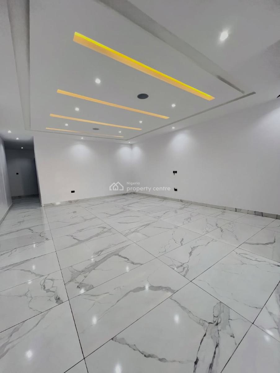 Exquisite 3 Bedroom Apartment + Bq, Lekki Phase 1, Lekki, Lagos, Flat / Apartment for Sale