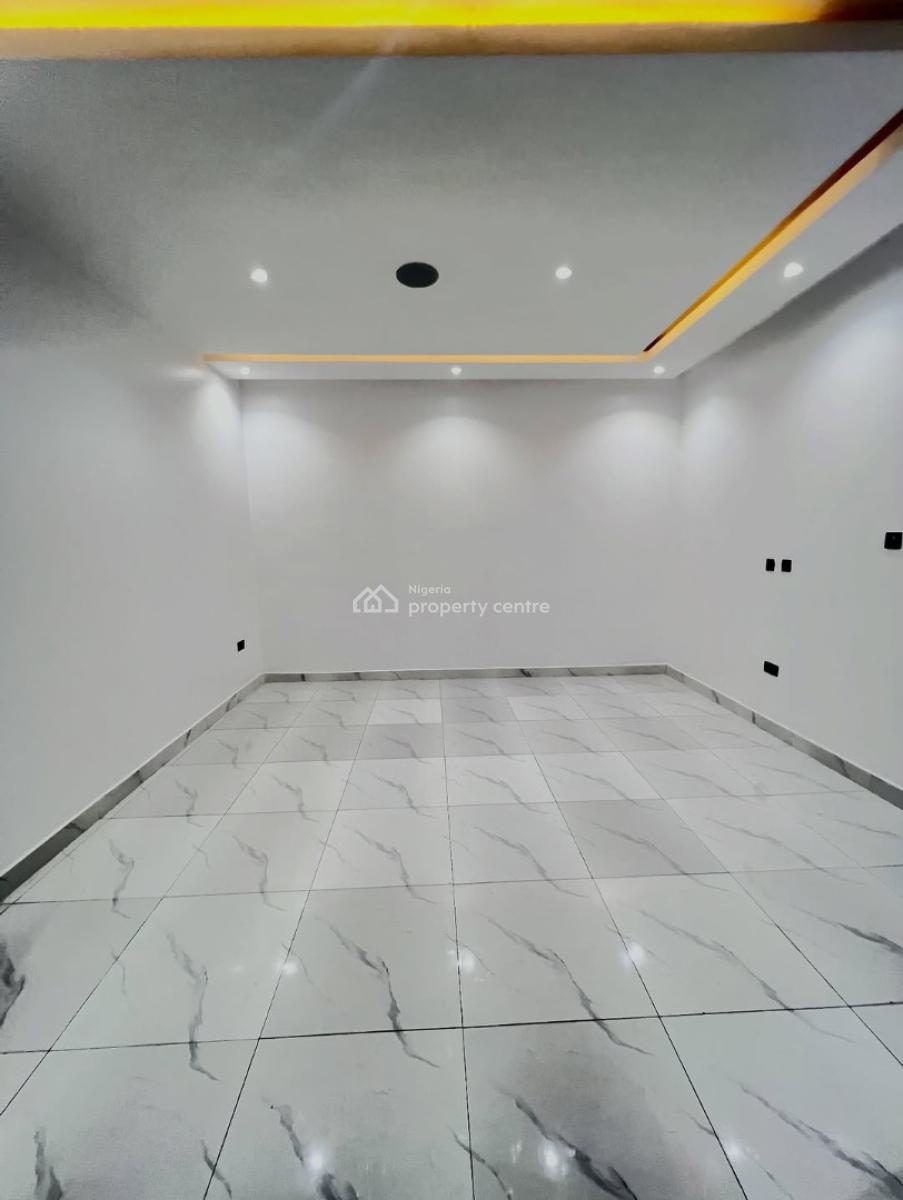 Exquisite 3 Bedroom Apartment + Bq, Lekki Phase 1, Lekki, Lagos, Flat / Apartment for Sale