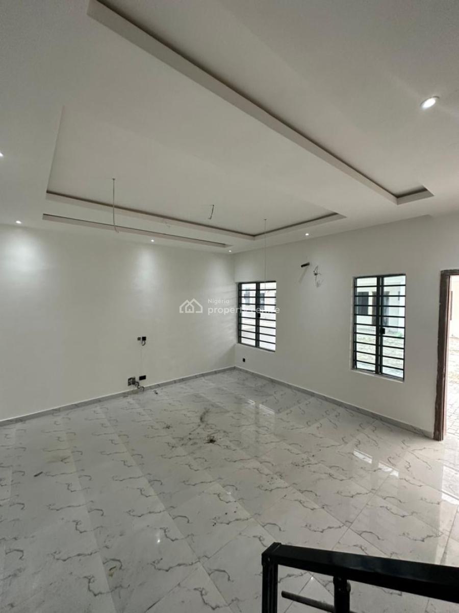 Clean 4 Bedroom Terrace Diolex for Distress, Orchid Riad By Second Toll Gate Lekki, Lekki Phase 2, Lekki, Lagos, Terraced Duplex for Sale