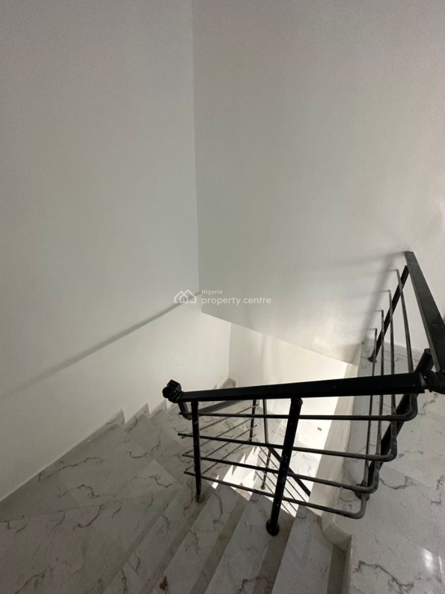 Clean 4 Bedroom Terrace Diolex for Distress, Orchid Riad By Second Toll Gate Lekki, Lekki Phase 2, Lekki, Lagos, Terraced Duplex for Sale