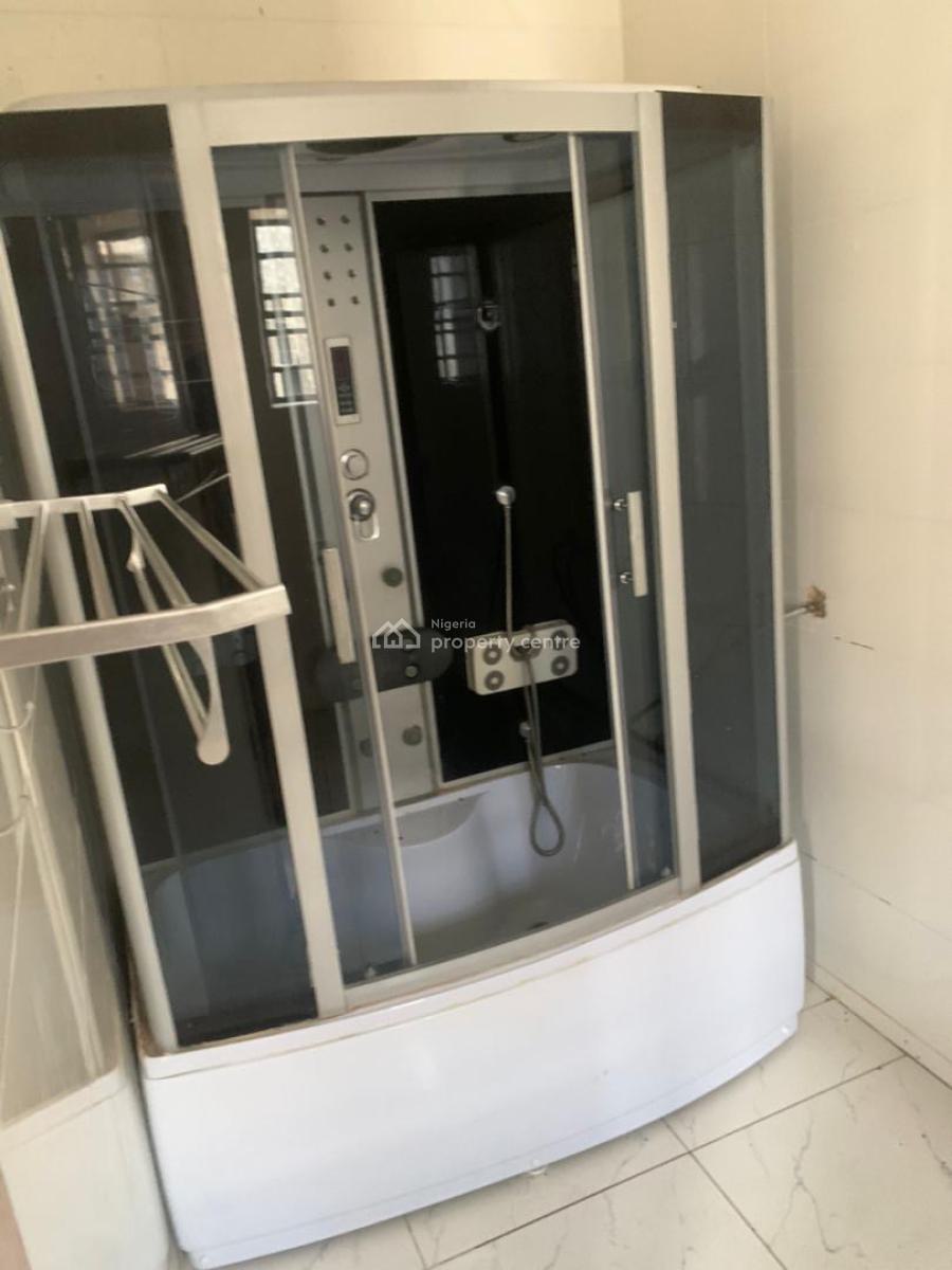 Clean 4 Bedroom Terrace Diolex for Distress, Orchid Riad By Second Toll Gate Lekki, Lekki Phase 2, Lekki, Lagos, Terraced Duplex for Sale