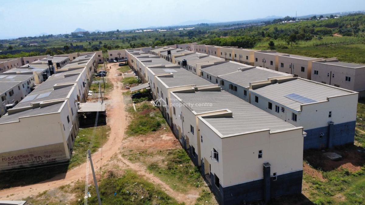 Spacious 4 Bedrooms Semi Detached Duplex with Bq, Brains & Hammers City, Life Camp, Abuja, Semi-detached Duplex for Sale