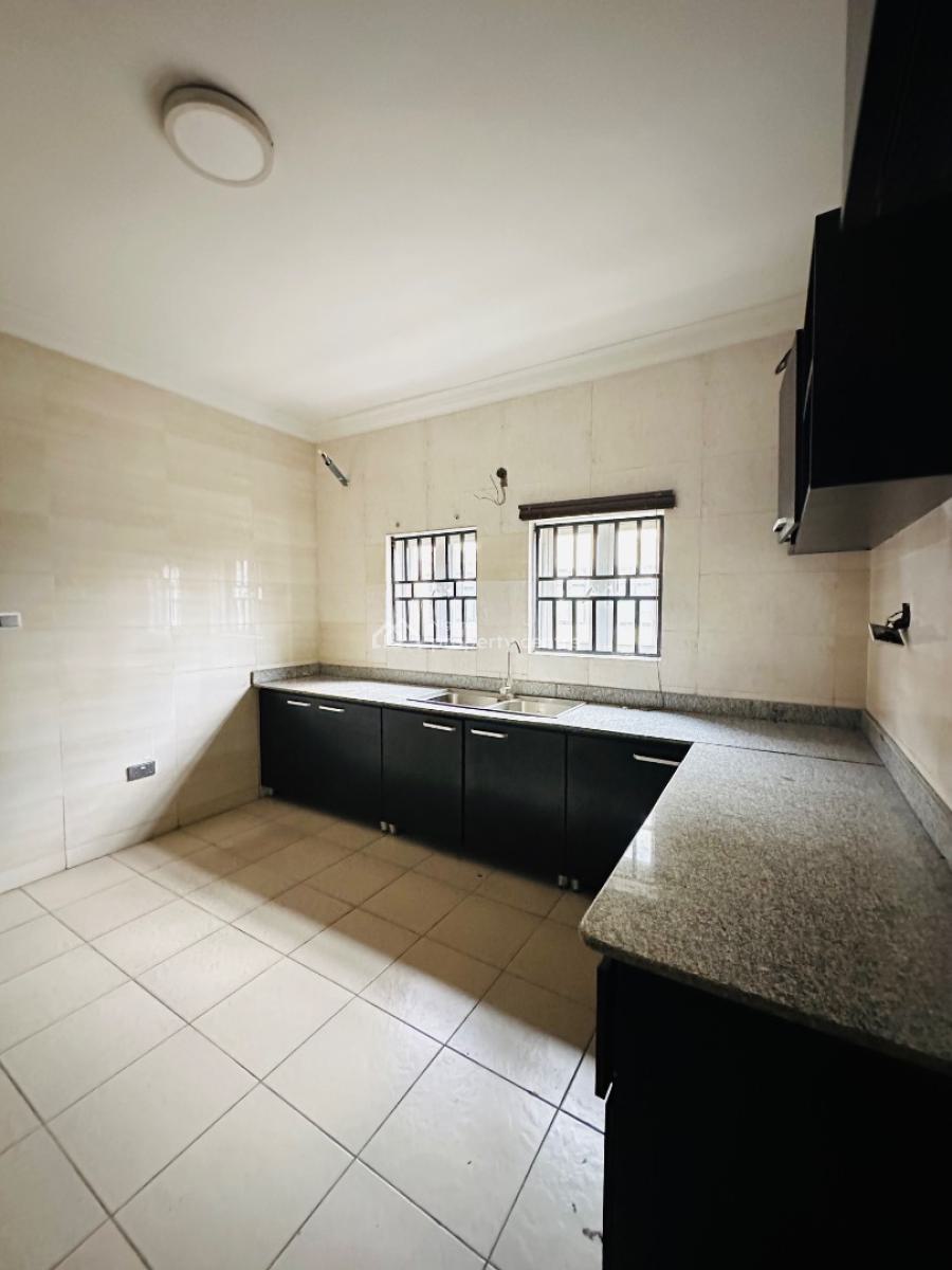 Spaciously Built 4 Bedroom Detached Duplex with No Bq, Lekki Phase 1, Lekki, Lagos, Detached Duplex for Rent