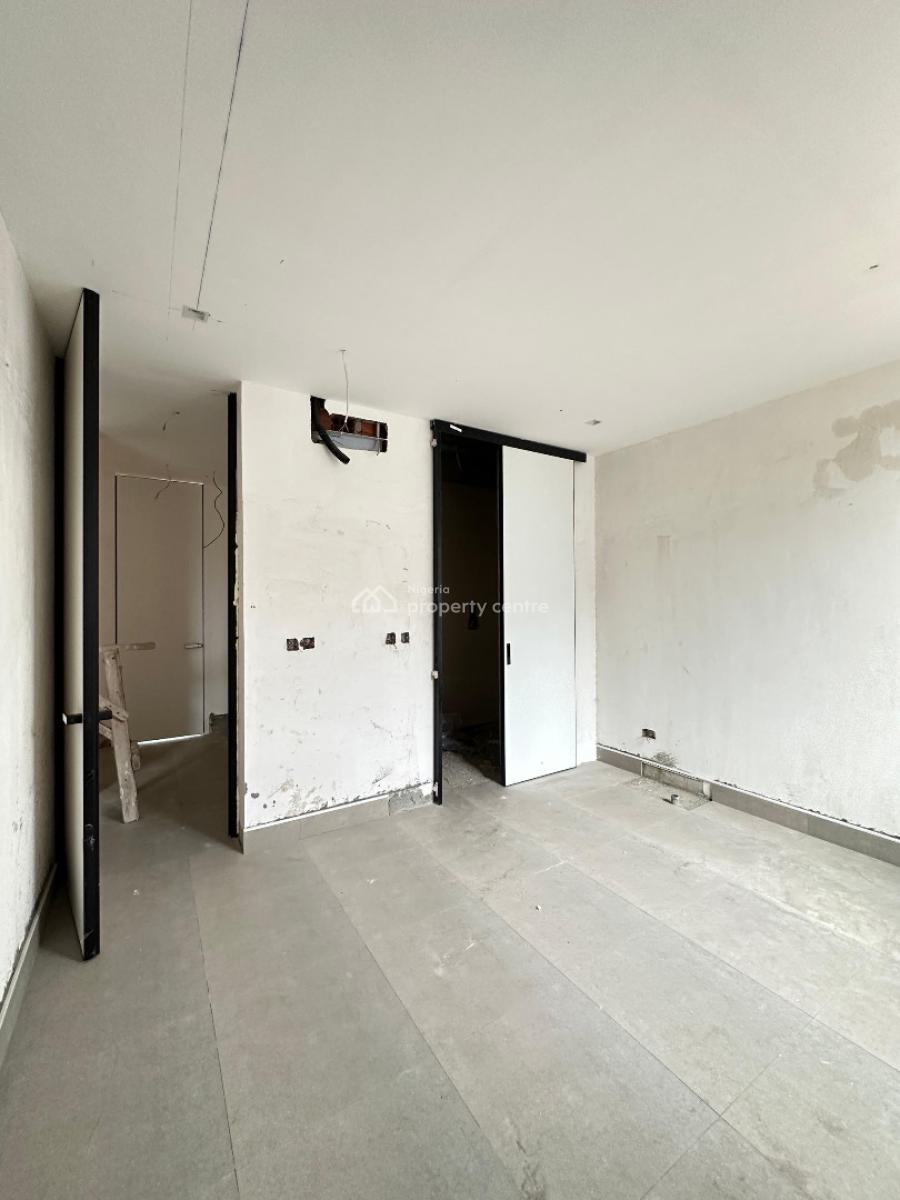 4 Bedroom Maisonette with Elevator, Swimming Pool, Gym, and Bq, Lekki Phase 1, Lekki, Lagos, Flat / Apartment for Sale