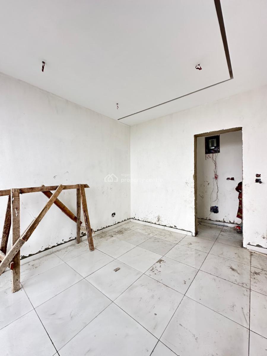 Spacious 3 Bedroom Apartment with Pool, Elevator and Gym., Lekki Phase 1, Lekki, Lagos, Flat / Apartment for Sale