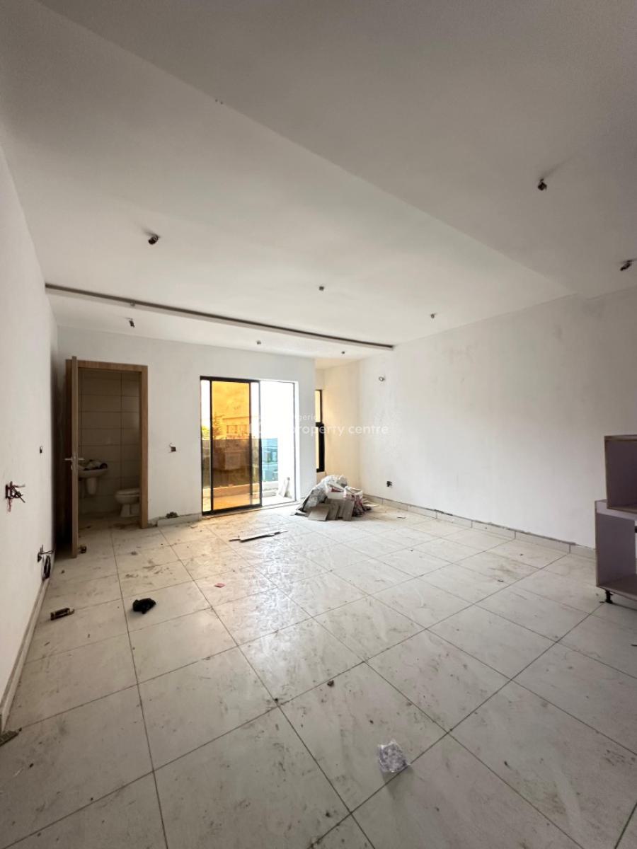 Spacious 2 Bedroom Apartment with  Bq, Pool, Elevator and Gym., Lekki Phase 1, Lekki, Lagos, Flat / Apartment for Sale