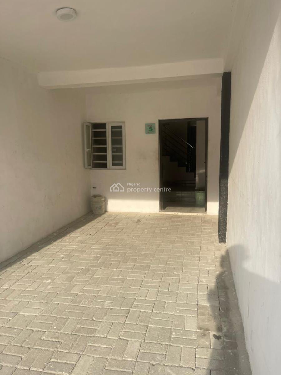 Luxury 1 Bedroom Duplex with Excellent Facilities, Ikota, Lekki, Lagos, Terraced Duplex for Rent