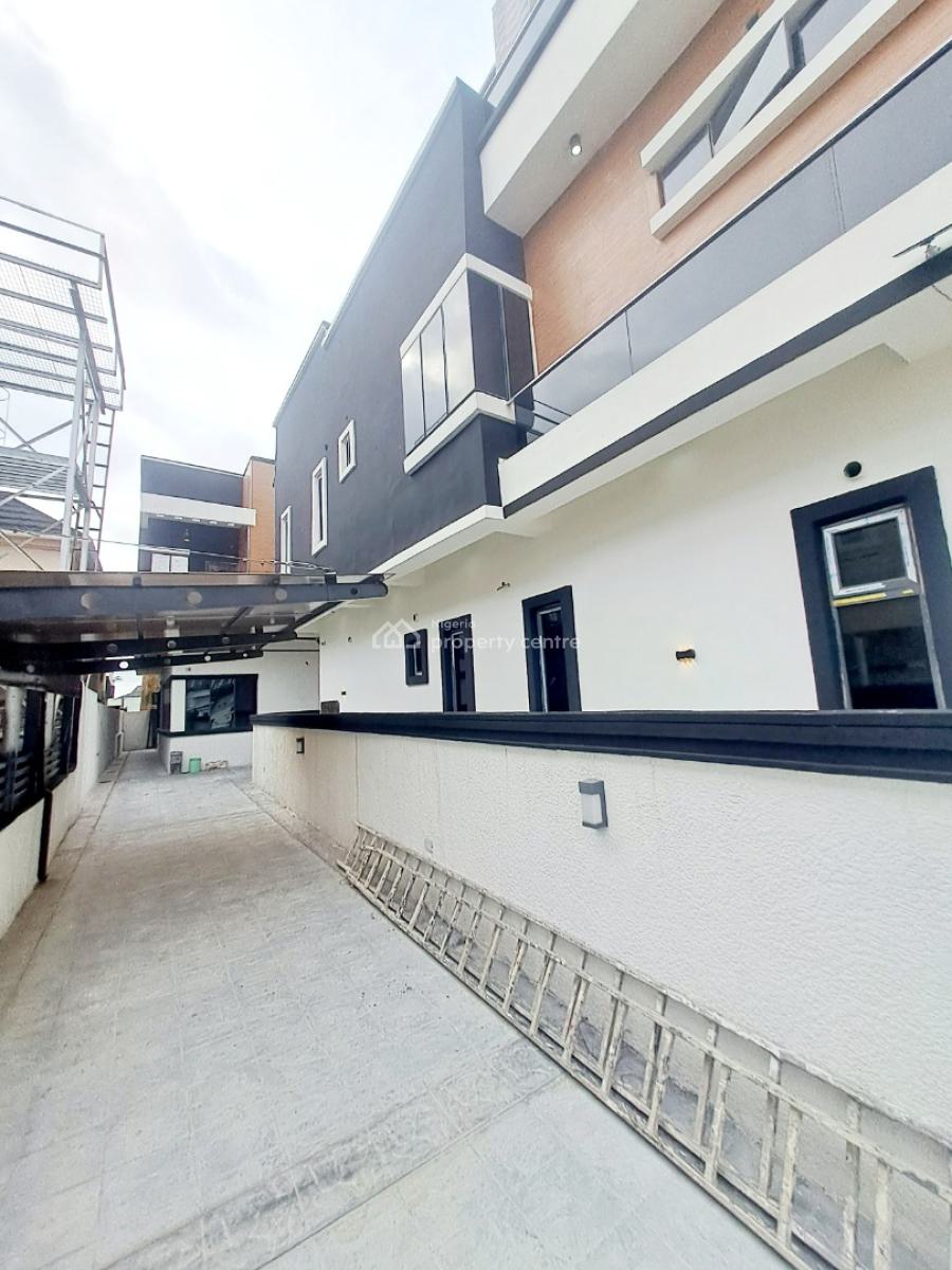 Newly Built 4 Bedroom Semi-detached with Bq, Chevron Drive, Lekki, Lagos, Semi-detached Duplex for Sale